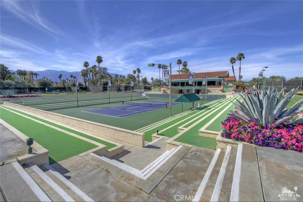 Mission Hills East - Residential