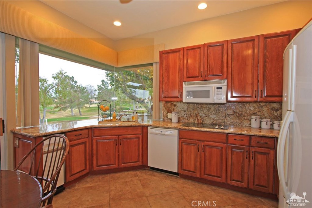 Mission Hills East - Residential