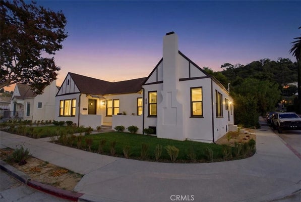 902 BRIER LN, GLENDALE, CA 91205 - Image 7ba6bf78f0ce93185e42e3efe96636a2/492191649