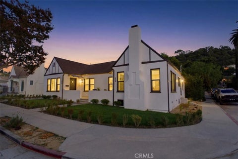 Photo of 902 Brier Lane, Glendale, CA 91205 (MLS # BB26189036)