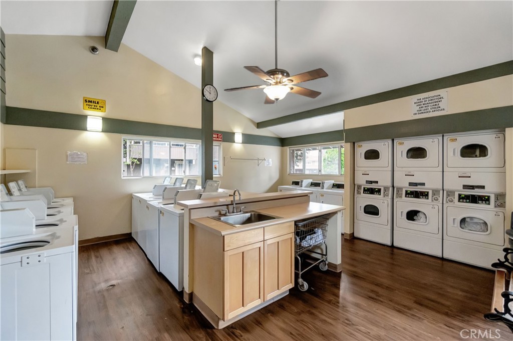 Irvine Springs (IS) - Residential