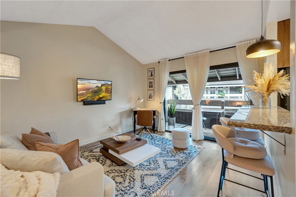 Irvine Springs (IS) - Residential