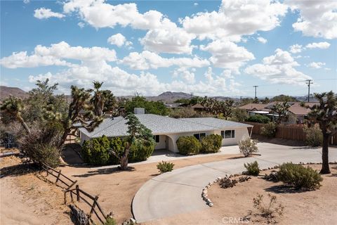 Photo of 58390 Delano Trail, Yucca Valley, CA 92284 (MLS # JT26100860)