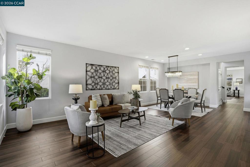 5244 5244 S Montecito Dr