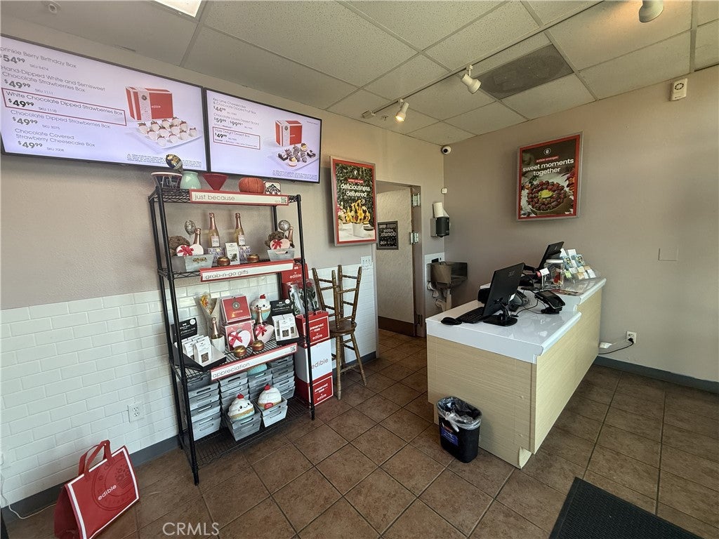 12180 Ridgecrest Road 518