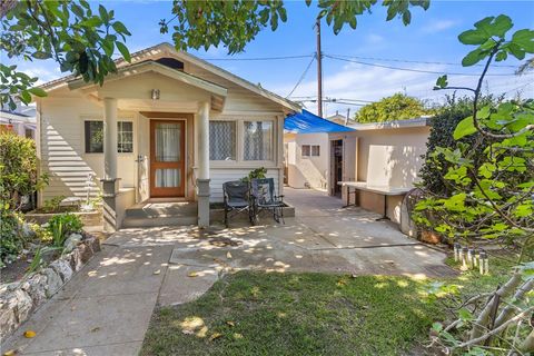 Photo of 2455 Glencoe Avenue, Venice, CA 90291 (MLS # CV26088532)