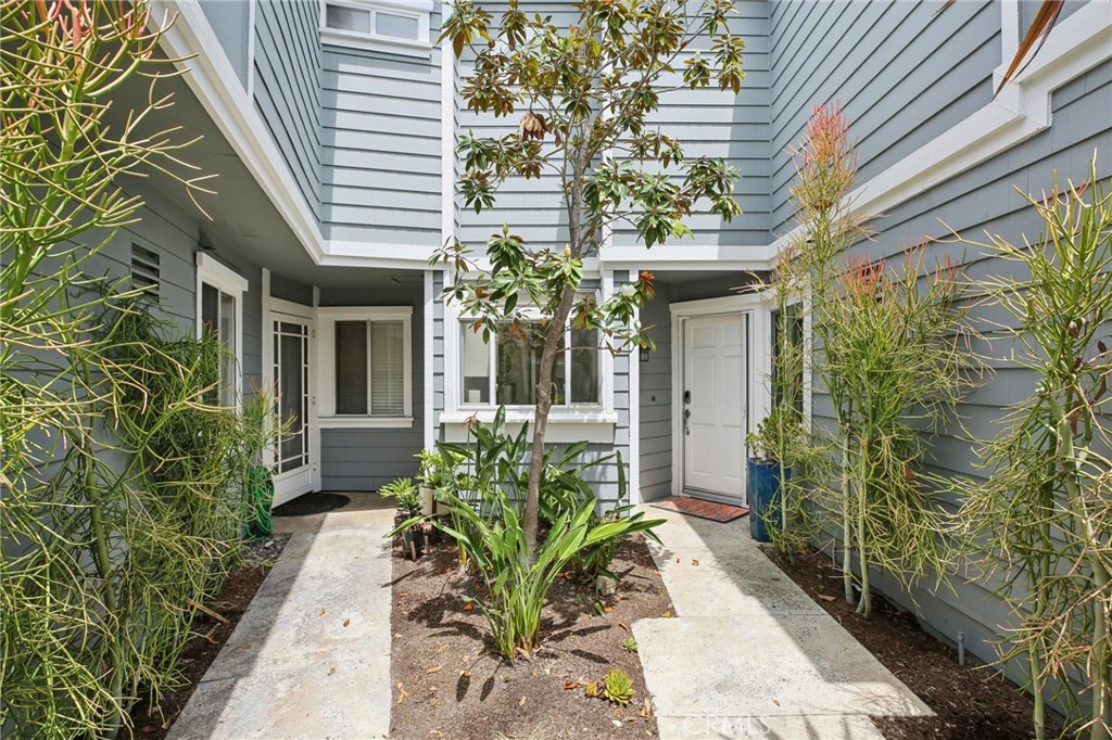 306 San Nicholas Court