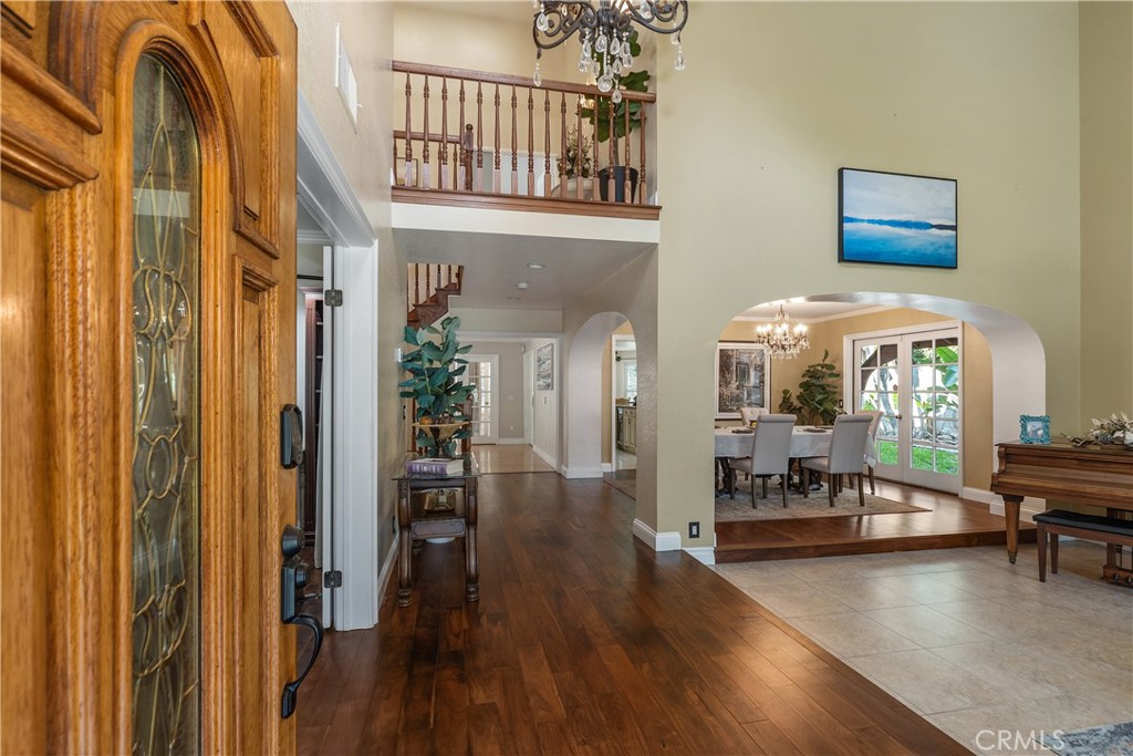 8 Rancho Laguna Dr.