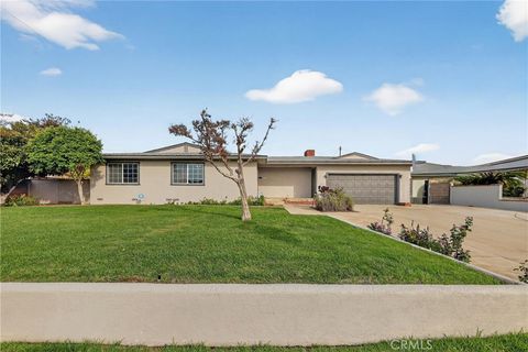 Photo of 5382 Park Place, Chino, CA 91710 (MLS # IV25256764)