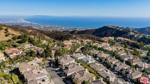 Photo of 16610 Calle Brittany, Los Angeles, CA 90272 (MLS # 26875391)