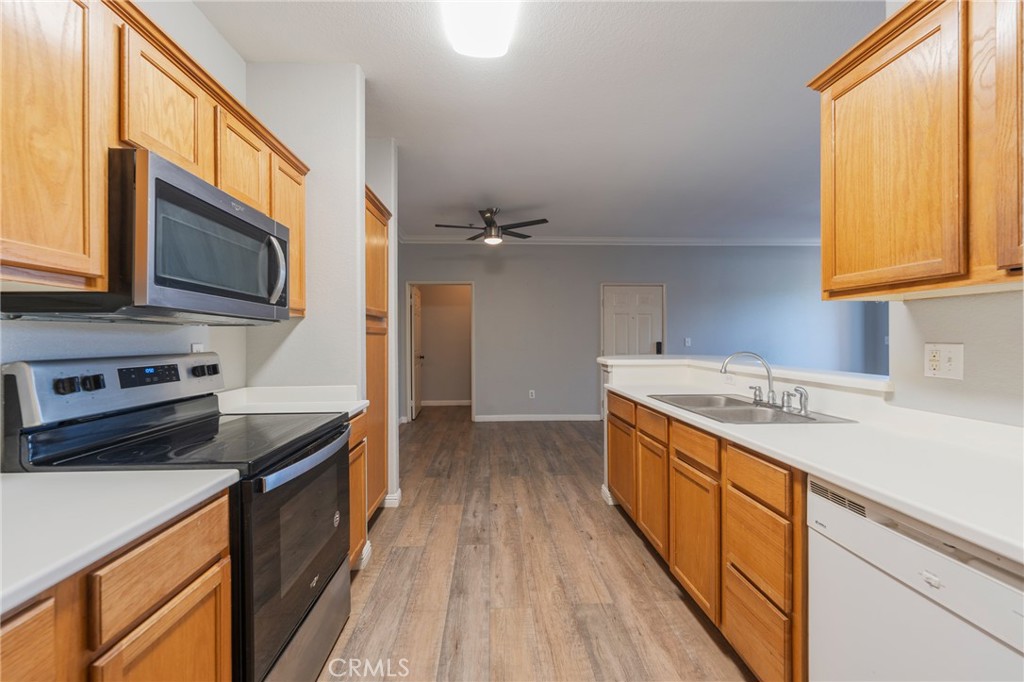 One-of-a-Kind Downstairs Unit in the Desirable Madison Complex!
FHA and VA approved, this beautifully maintained one bedroom unit features a light and airy kitchen with plenty of cabinet space, a cozy fireplace in the living room, and a private patio perfect for relaxing or entertaining. The unit includes an in-home laundry area and is conveniently located on the ground floor for easy access. Move in ready and full of charm!The Madison complex is well maintained and surrounded by plush greenery, with scenic walking areas throughout. Enjoy community amenities like a sparkling swimming pool and peaceful, landscaped grounds. Close to Fwy, shopping.Don’t miss this opportunity!