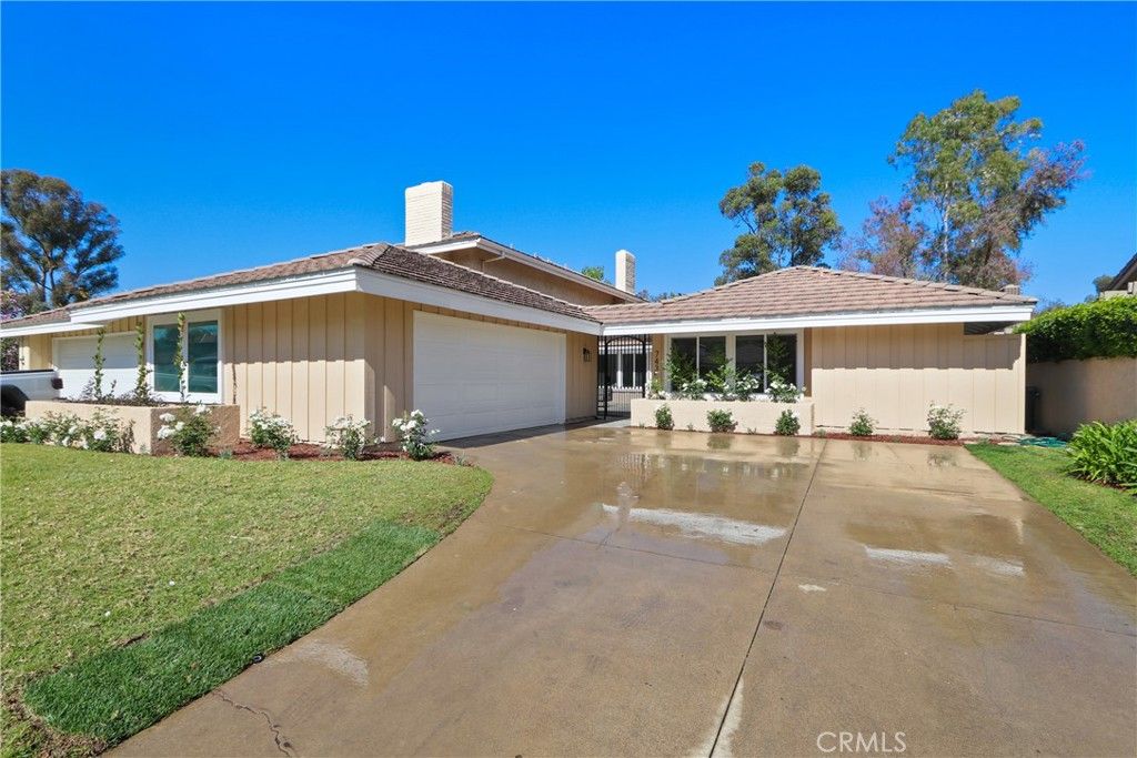 Photo of 7435 E Calico Trl, Orange, CA 92869 (MLS # OC26051402)
