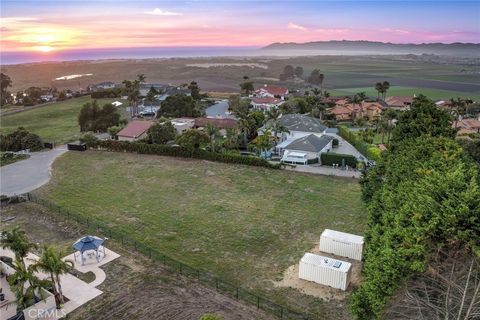 Photo of 2830 Via Papagallo, Arroyo Grande, CA 93420 (MLS # PI26066254)