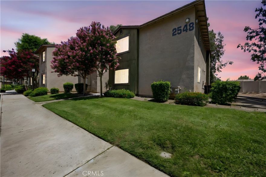 Discover modern living in Crown Villas with breathtaking mountain and city views! This upgraded lower-level condo features fresh paint, granite countertops, recessed lighting, a private patio/backyard with no rear neighbors, and in-unit laundry for ultimate convenience. Enjoy resort-style amenities including a pool, spa, fitness center, courts, dog park, and lush green spaces—all close to shopping, dining, top-rated schools, and the Santa Ana River.