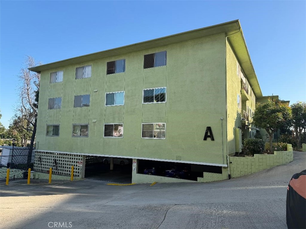 1301 S Atlantic Boulevard 414A