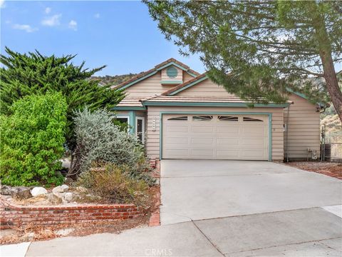 Photo of 31202 Quail Valley RD, Castaic, CA 91384 (MLS # OC26134117)