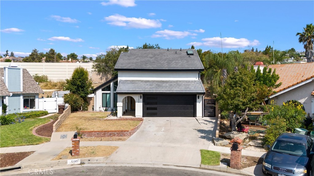 1290 N Tippetts Lane