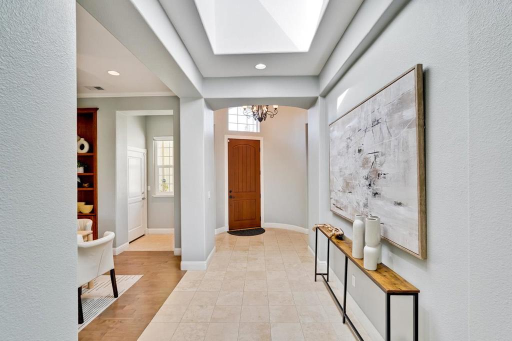 5960 Gleneagles Circle