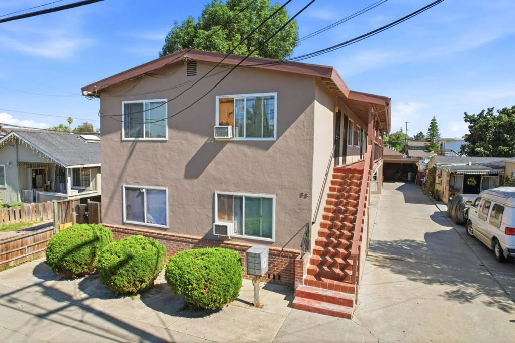 88 Topeka Avenue