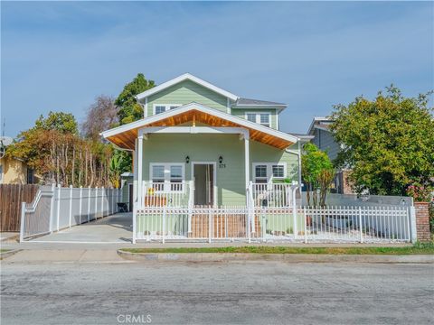 Photo of 175 E Villa St, Pasadena, CA 91103 (MLS # PF26023013)