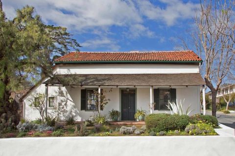 Photo of 502 Pierce Street, Monterey, CA 93940 (MLS # ML82025559) Photo of 502 Pierce Street, Monterey, CA 93940 (MLS # ML82025559)