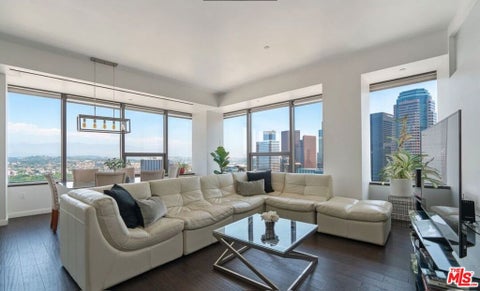 Photo of 1100 Wilshire Boulevard #2806, Los Angeles, CA 90017 (MLS # 26984943)