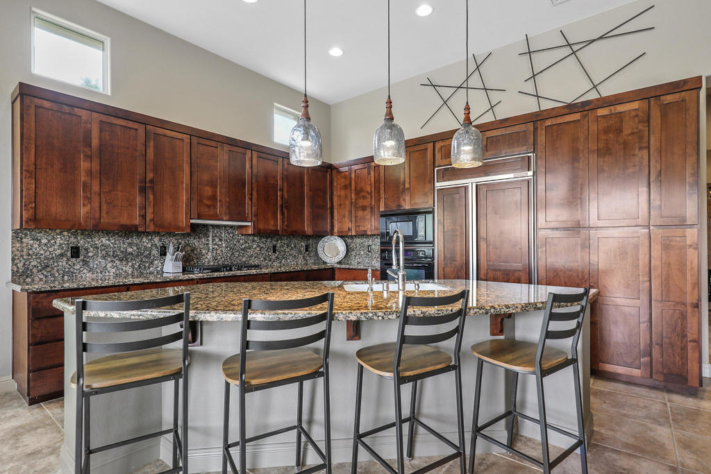 Mountain View CC - Residential