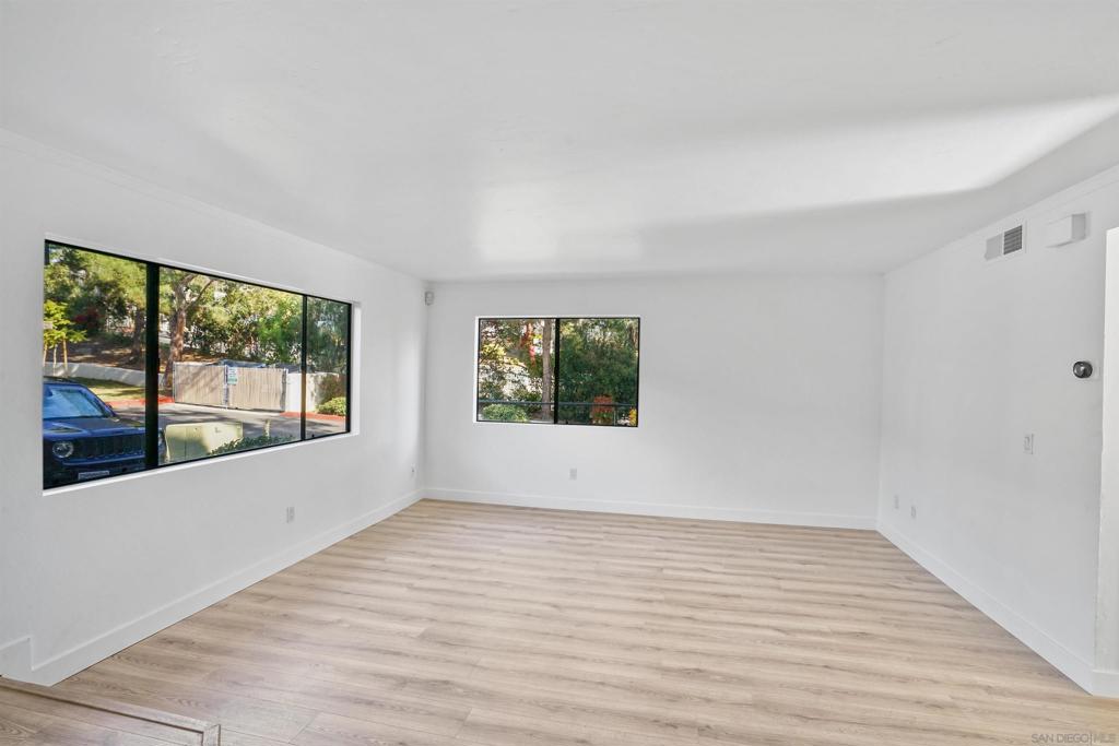 2642 Alpine Blvd. A