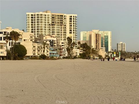 Photo of 1310 E Ocean Boulevard #906, Long Beach, CA 90802 (MLS # IV26097996)