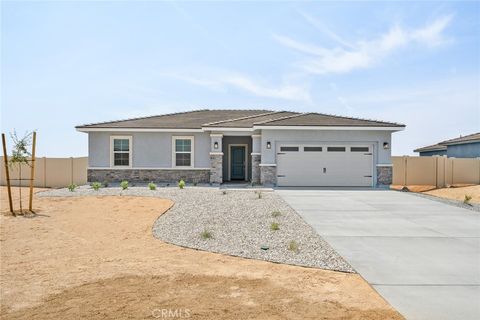 Photo of 14840 Indigo, Apple Valley, CA 92307 (MLS # SW26004975)