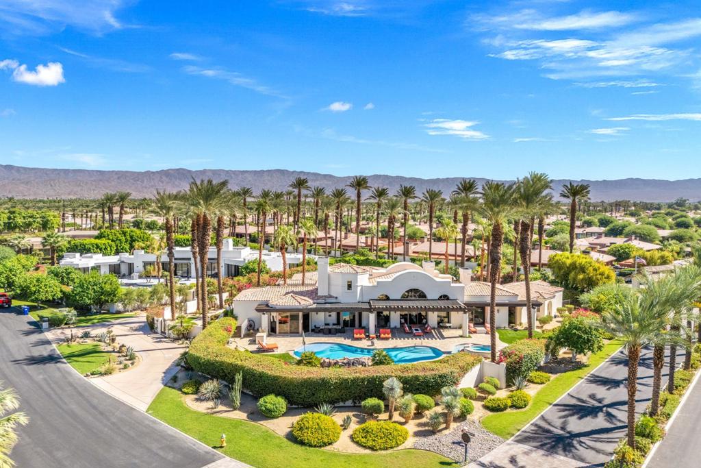 The Estancias Rancho LQ - Residential