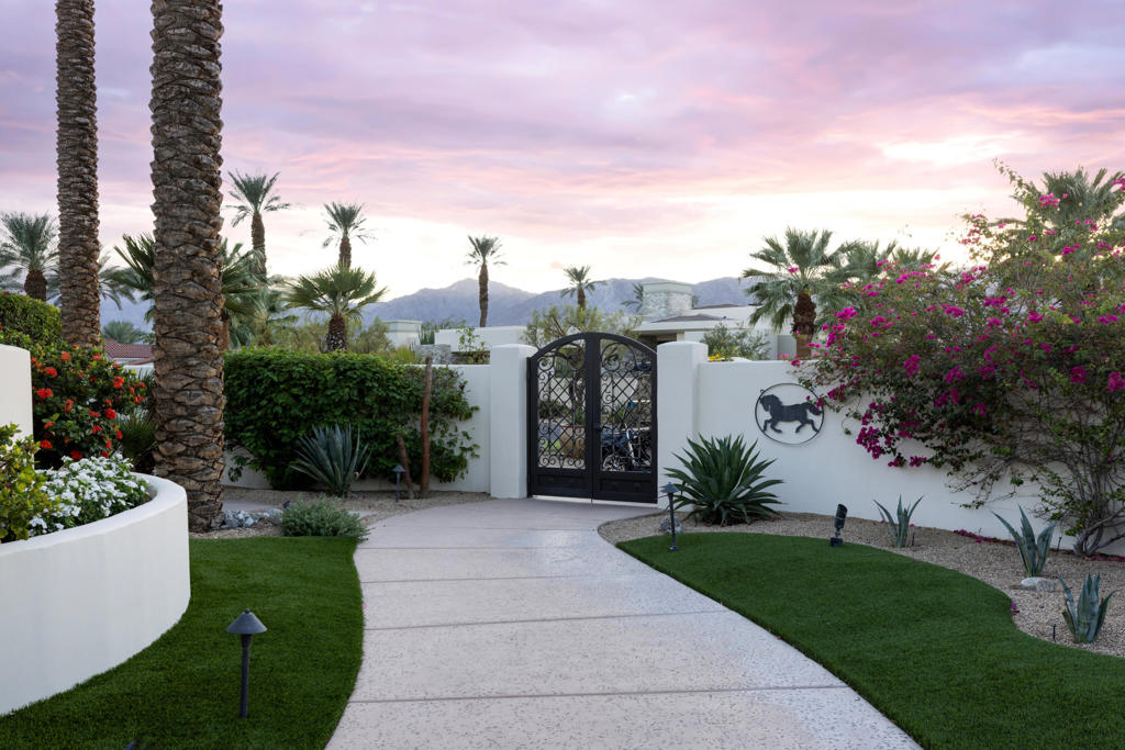 The Estancias Rancho LQ - Residential