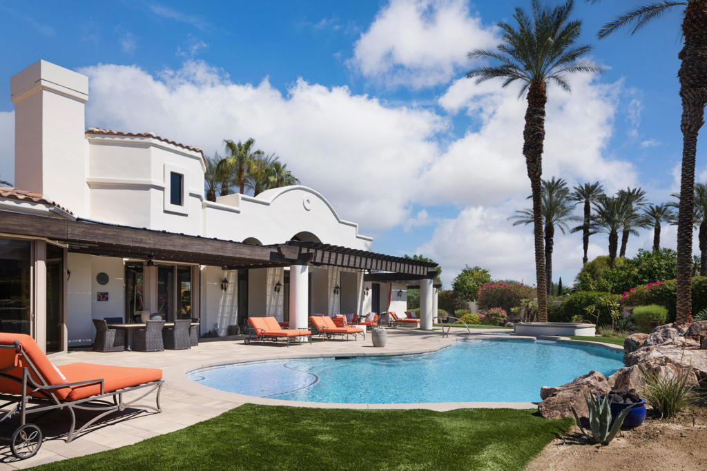 The Estancias Rancho LQ - Residential