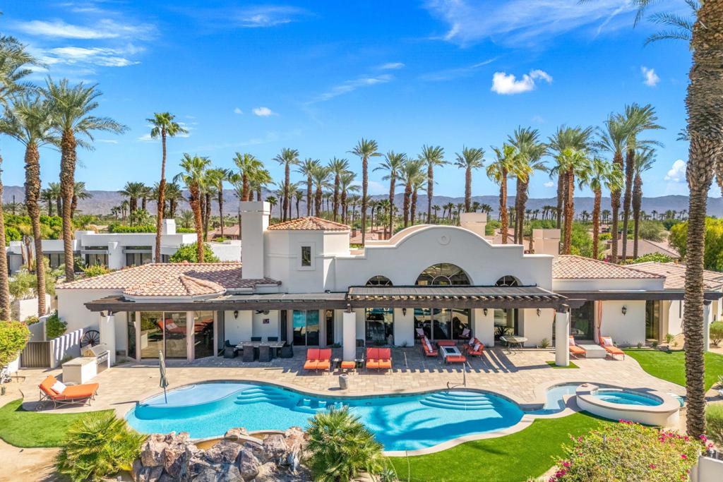 The Estancias Rancho LQ - Residential