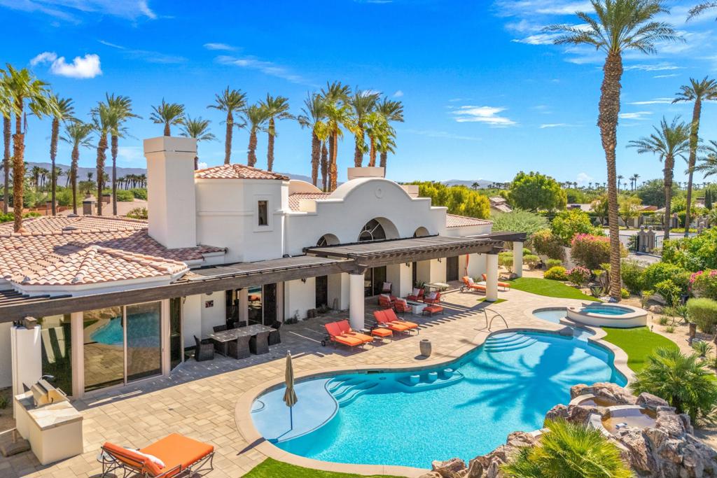 The Estancias Rancho LQ - Residential