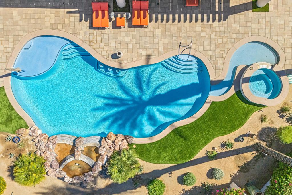 The Estancias Rancho LQ - Residential