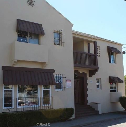 Photo of 901 N Arrowhead AVE, San Bernardino, CA 92410 (MLS # IV26202945)