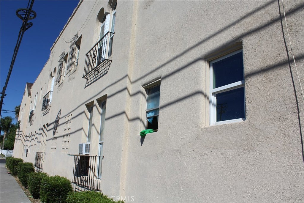 901 N Arrowhead