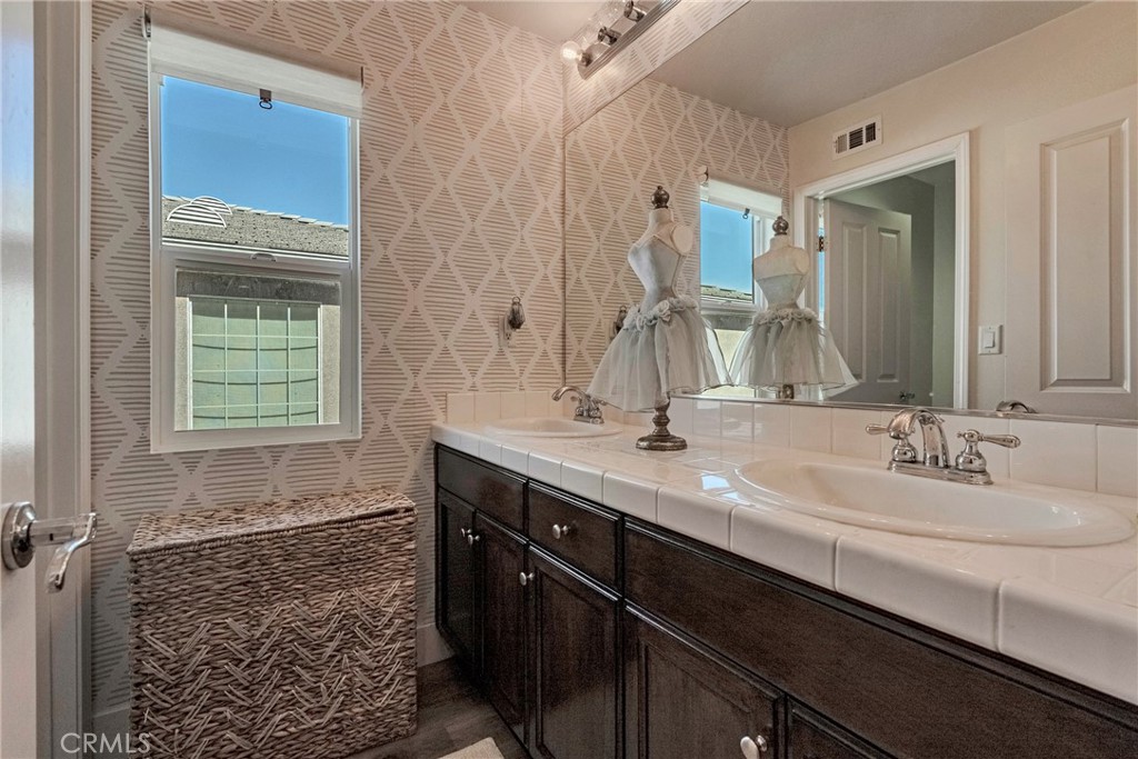 Canyon Gate (CYNGA) - Residential