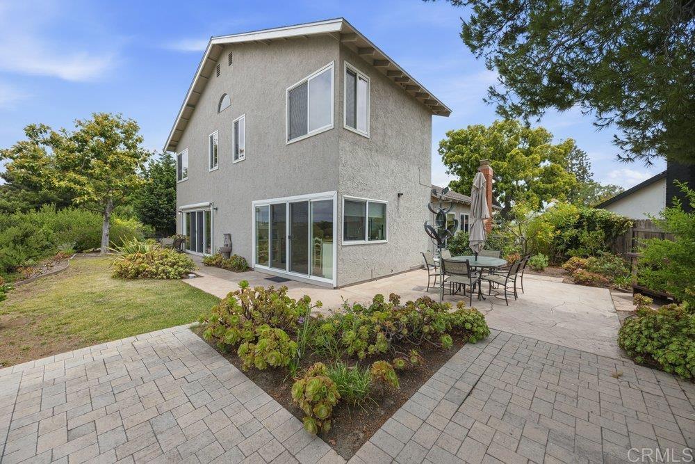 661 Gilbert Place