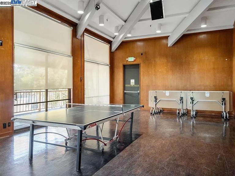 WALNUT CREEK - Residential