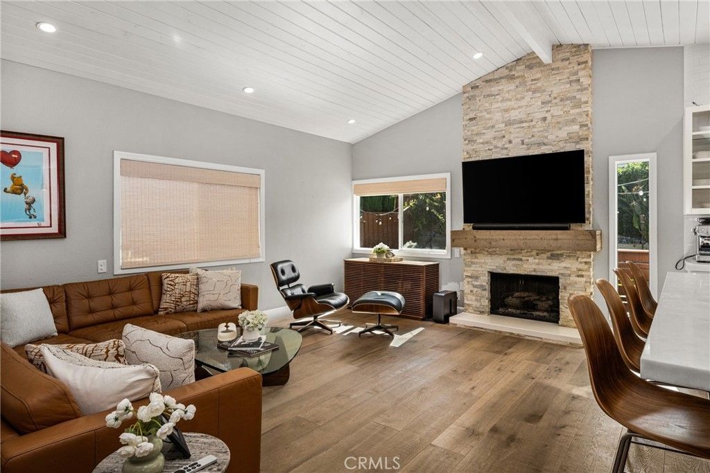 Photo of 10 Petersburg, Irvine, CA 92620 (MLS # OC26074594)