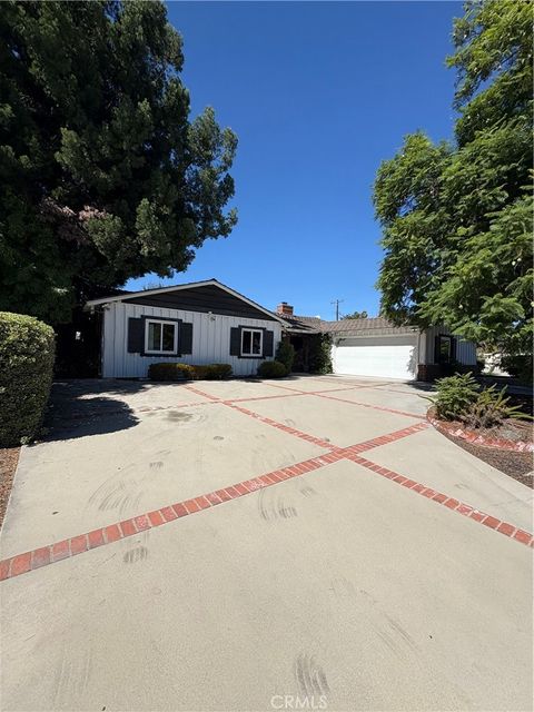 1521 Mural Claremont CA 91711