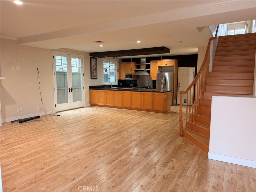 515 W Balboa