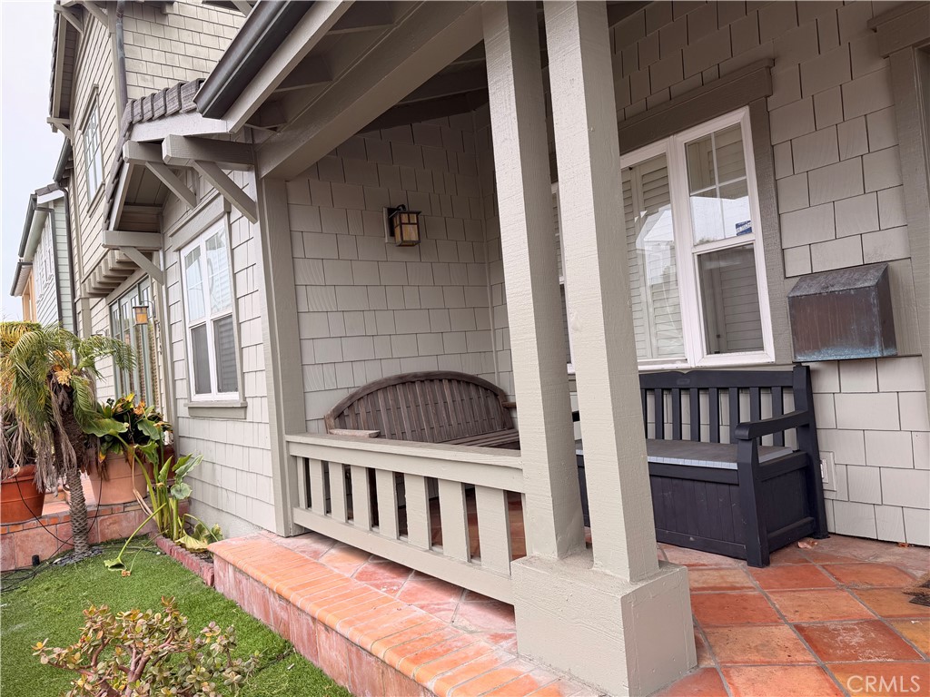 515 W Balboa