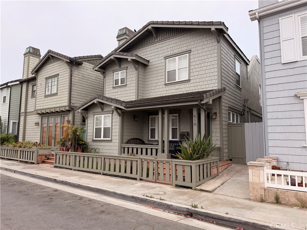 515 W Balboa