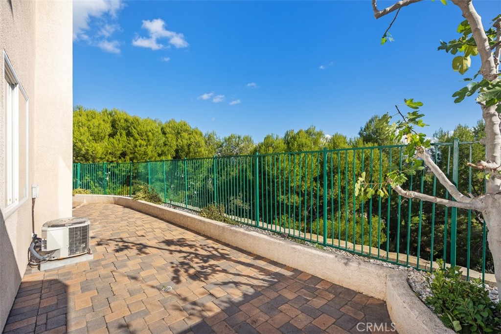 Soleil (SOLE) - Residential Lease