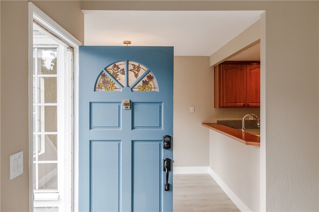 1321 Via Sebastian 12