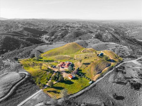 Tiny photo for 9750 Random Canyon Way, Creston, CA 93432 (MLS # SC25281019)