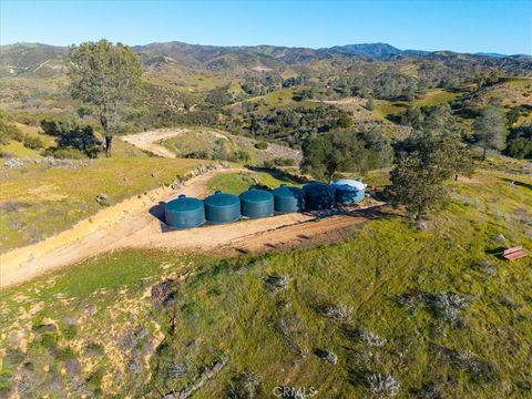 Tiny photo for 9750 Random Canyon Way, Creston, CA 93432 (MLS # SC25281019)